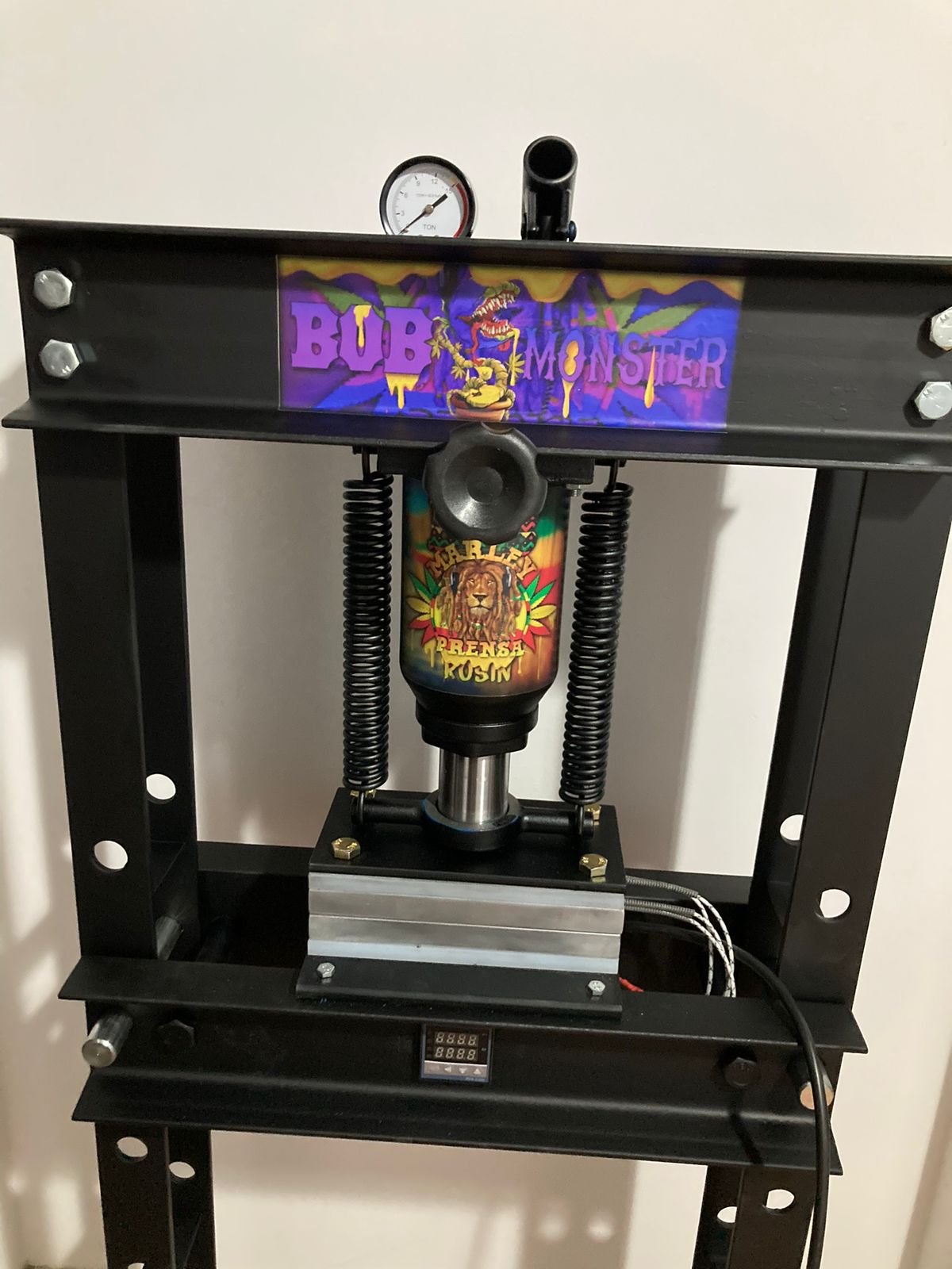 Bob Monster